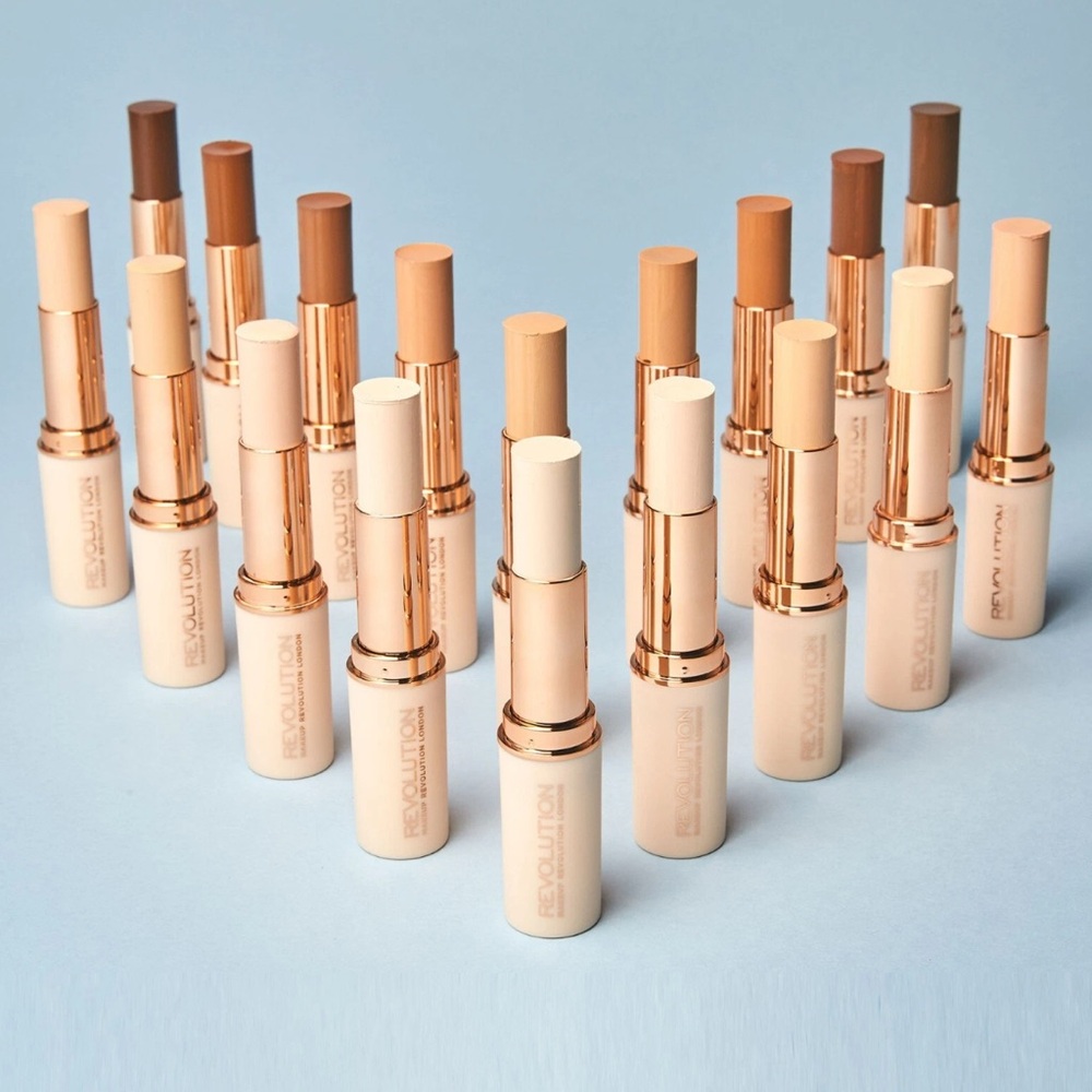 Makeup Revolution Beauty Fast Base Stick Foundation Travel Easy Clean Beauty F5